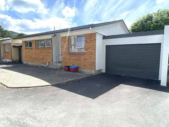 2/160 Maunu Road, Woodhill