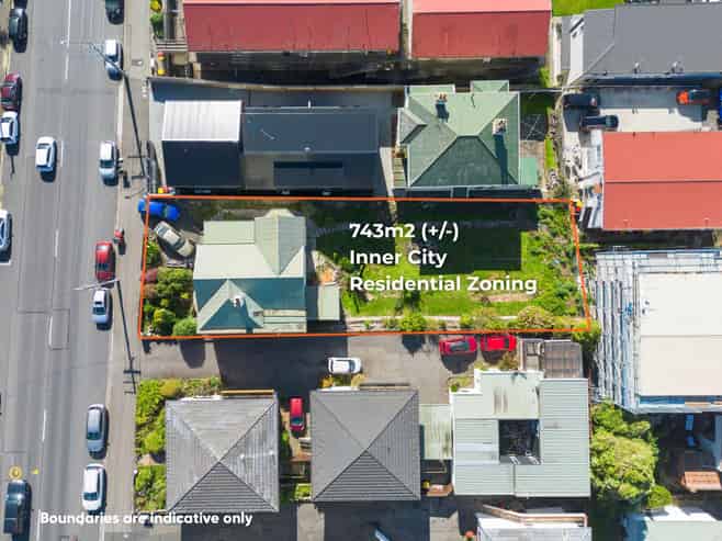 76  London Street, DUNEDIN CENTRAL