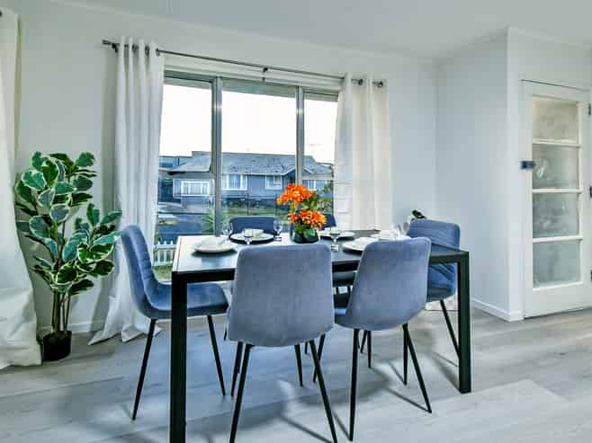 2/2 Wayne Drive, Mangere