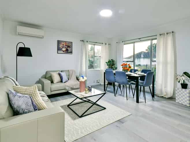 2/2 Wayne Drive, Mangere