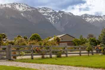 63B Coll Street, Glenorchy