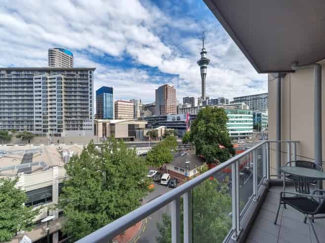 4H/16  Market Place, Auckland Central