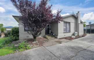 9 Dumbarton Place, Strathern