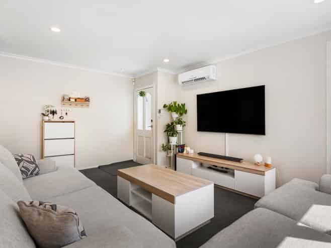 21 Alma Street, Te Atatu South