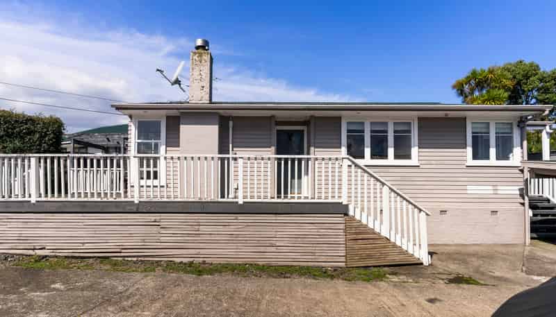 21 Alma Street, Te Atatu South