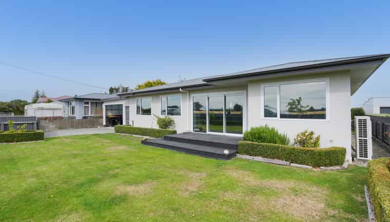 79 Gerrard Road, Winton