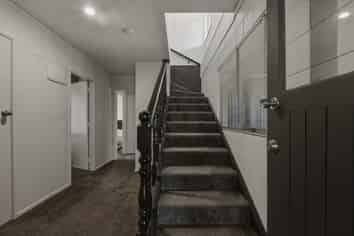 14 Ogilvie Road, Kinloch