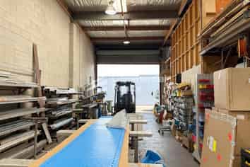 Industrial Investment With Established Tenant