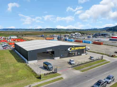 National Tenant & Future Upside