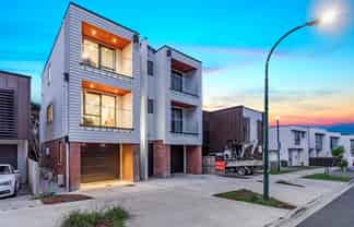 10 Waka Street, Albany