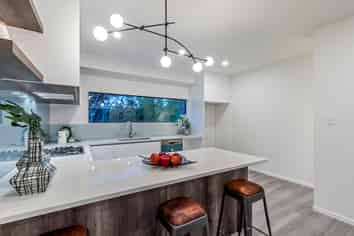 10 Waka Street, Albany