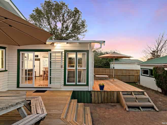 43A  Hall Street, Pukekohe