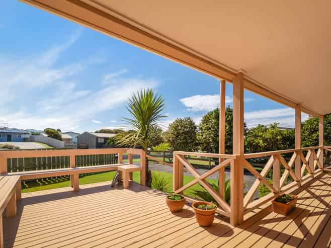 20 Angus Lane, Waihi Beach