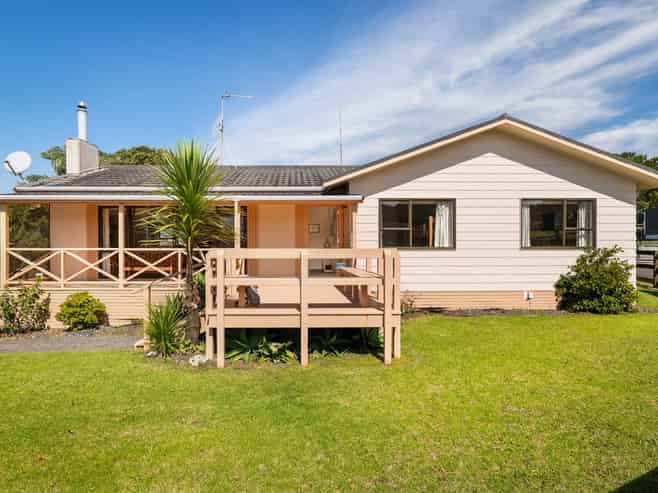 20 Angus Lane, Waihi Beach