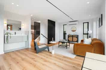 2E Rangitoto Terrace, Milford