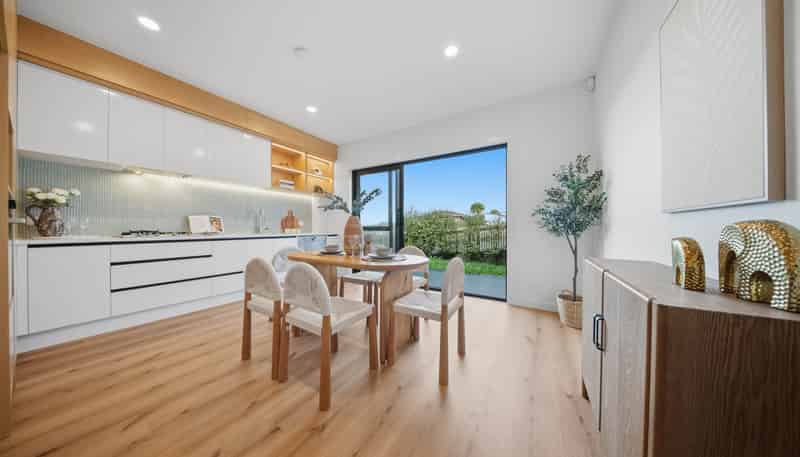 2E Rangitoto Terrace, Milford