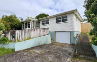 546 Devon Street West, Blagdon