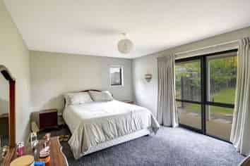 14 Clearwater Street, Broad Bay