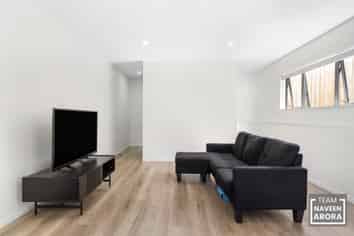 99E Mahia Road, Wattle Downs