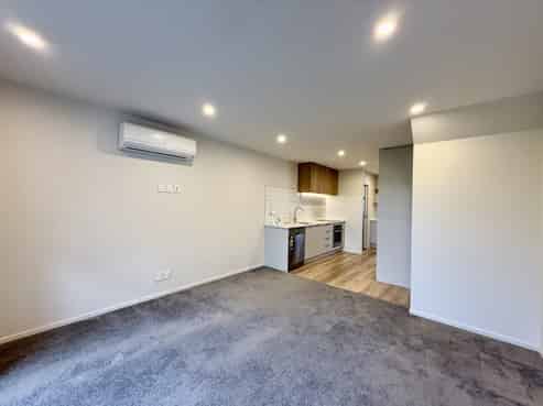 8/28 Fitzherbert Road, Wainuiomata