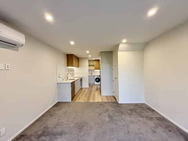 8/28 Fitzherbert Road, Wainuiomata