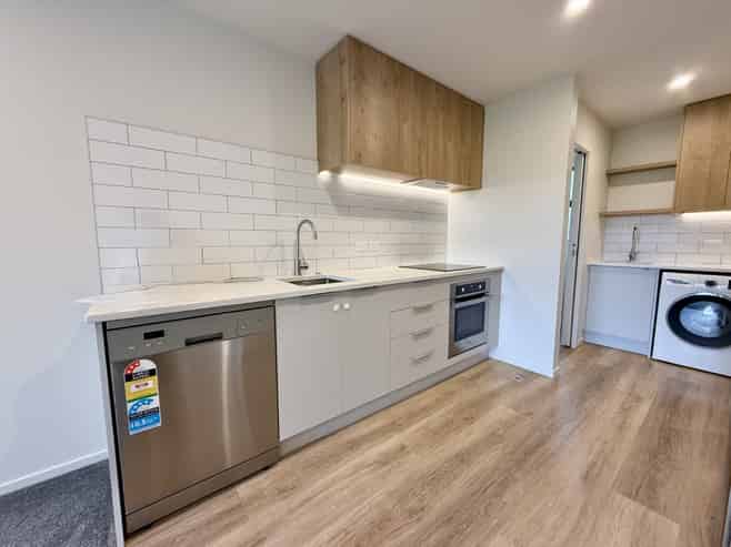 8/28 Fitzherbert Road, Wainuiomata