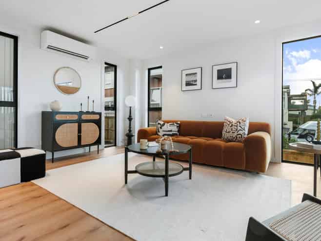 2A, 2B, 2E Rangitoto Terrace, Milford