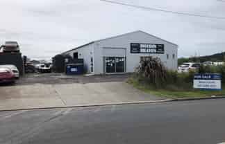 Functional Industrial Warehouse with Yard