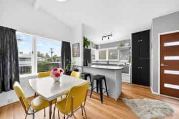 19 Hardie Grove, Featherston