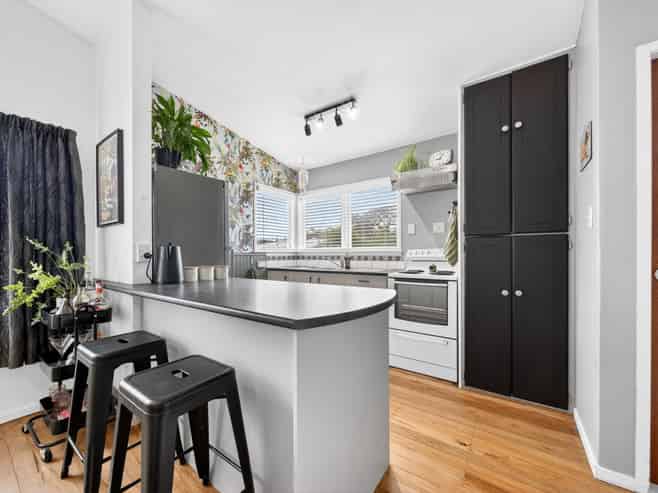 19 Hardie Grove, Featherston