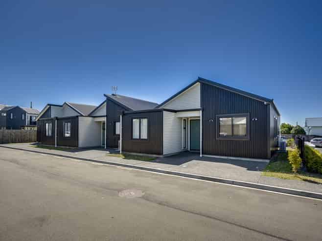 Units 1, 2/1018 Plunket Street, Saint Leonards