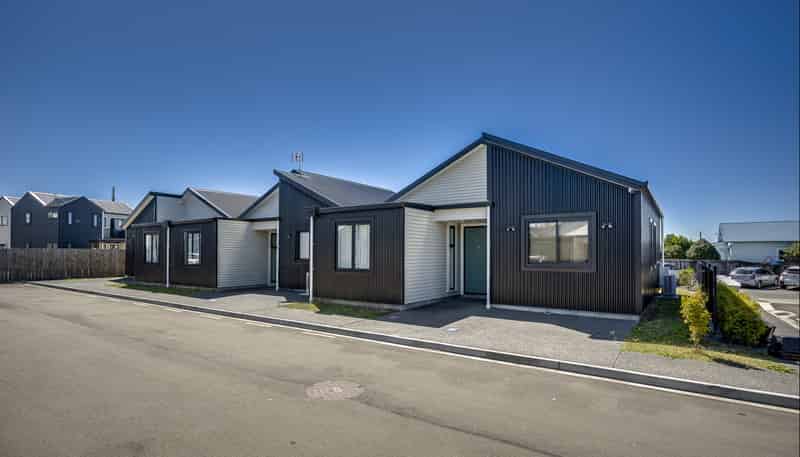 Units 1, 2/1018 Plunket Street, Saint Leonards