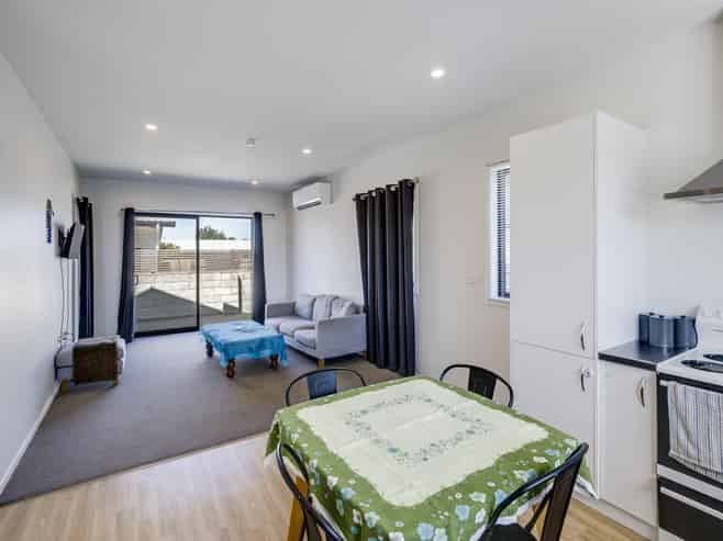 Units 3, 4/1018 Plunket Street, Saint Leonards