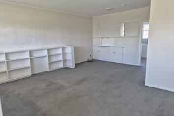 2/310 Lyndon Road West, Hastings