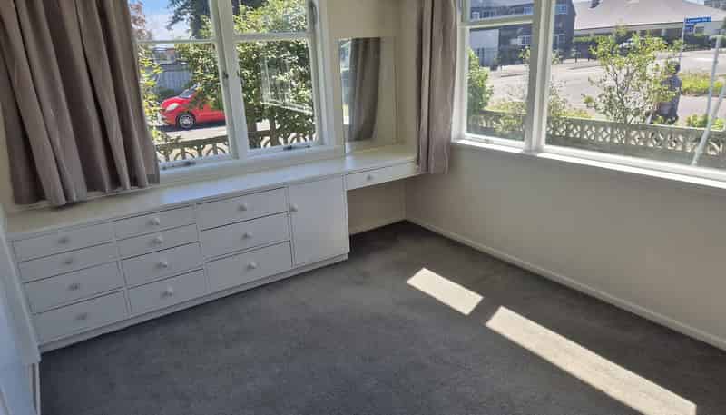 2/310 Lyndon Road West, Hastings