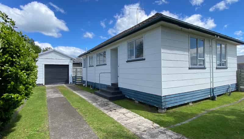 16 Station Road, Te Puke