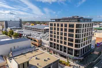 Premium office space on top of the world!