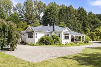 1 Takapari Road, Pohangina