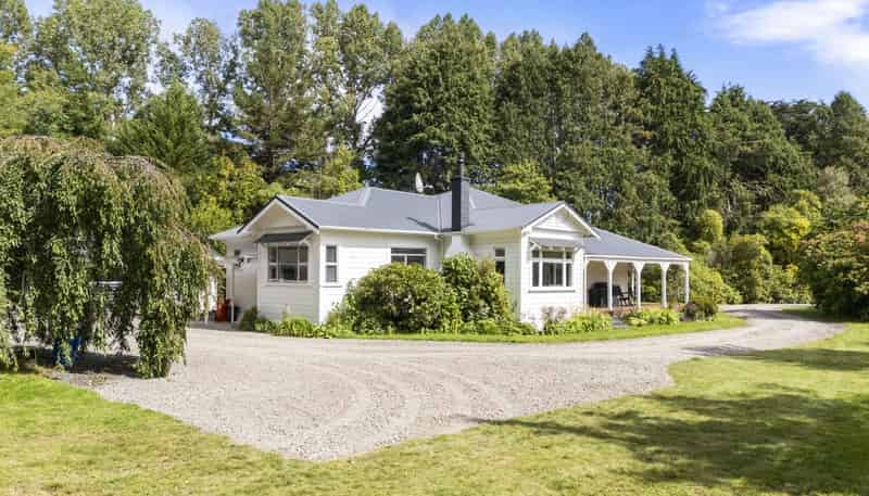 1 Takapari Road, Pohangina