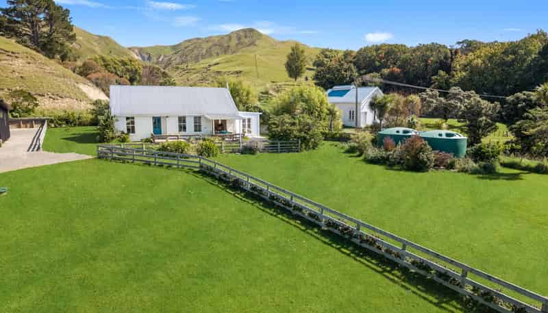 4C Shoal Beach Road, Central Hawkes Bay Coastal