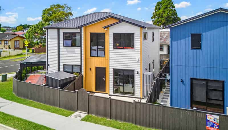 85b Raglan Street, Mangere