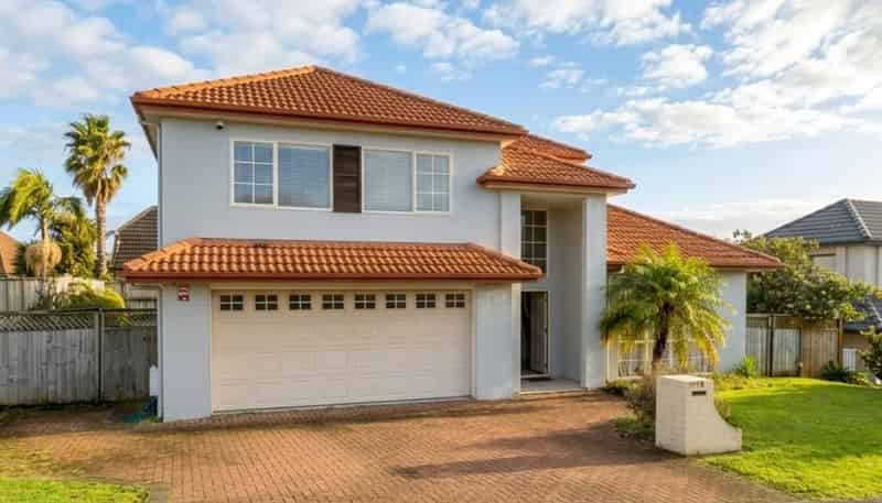 18 Eaglemont Drive, East Tamaki Heights