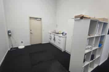 High Profile Retail/Office Premises, Burnside