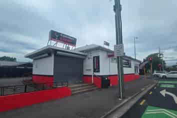 High Profile Retail, Linwood