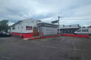 High Profile Retail, Linwood