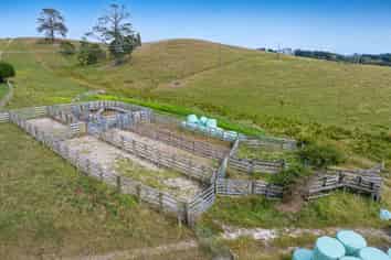 660 Kaipara Coast Highway, Helensville