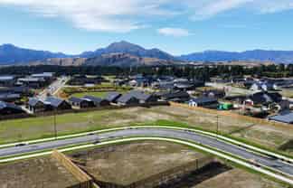 9 Callaghans Creek Rise, Wanaka