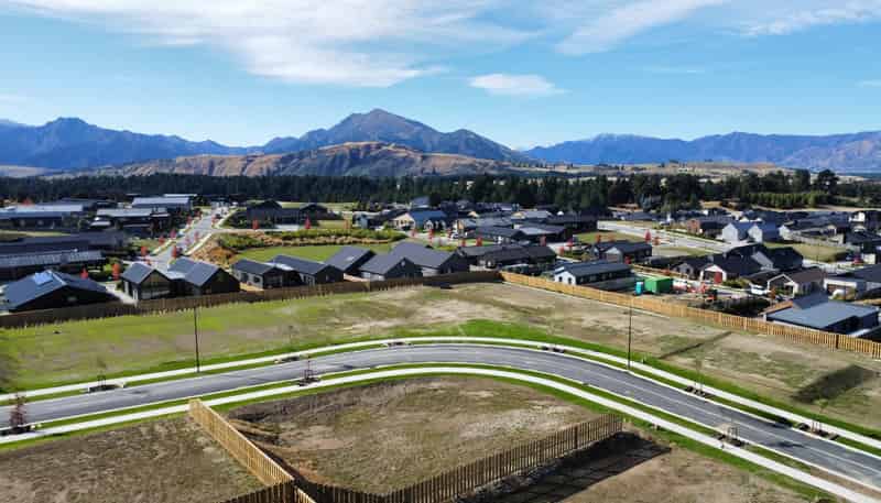 9 Callaghans Creek Rise, Wanaka