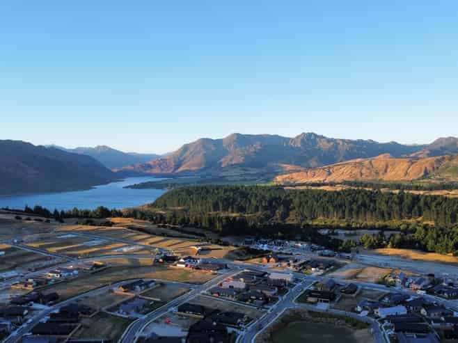 9 Callaghans Creek Rise, Wanaka