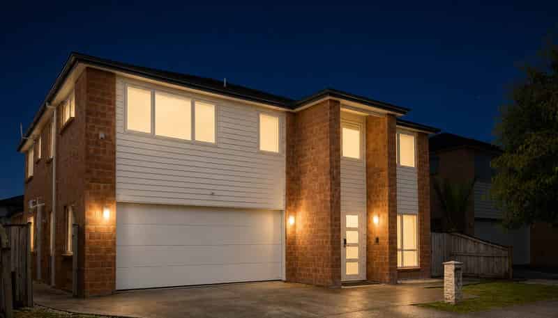 15 Carrickdawson Drive, Flat Bush